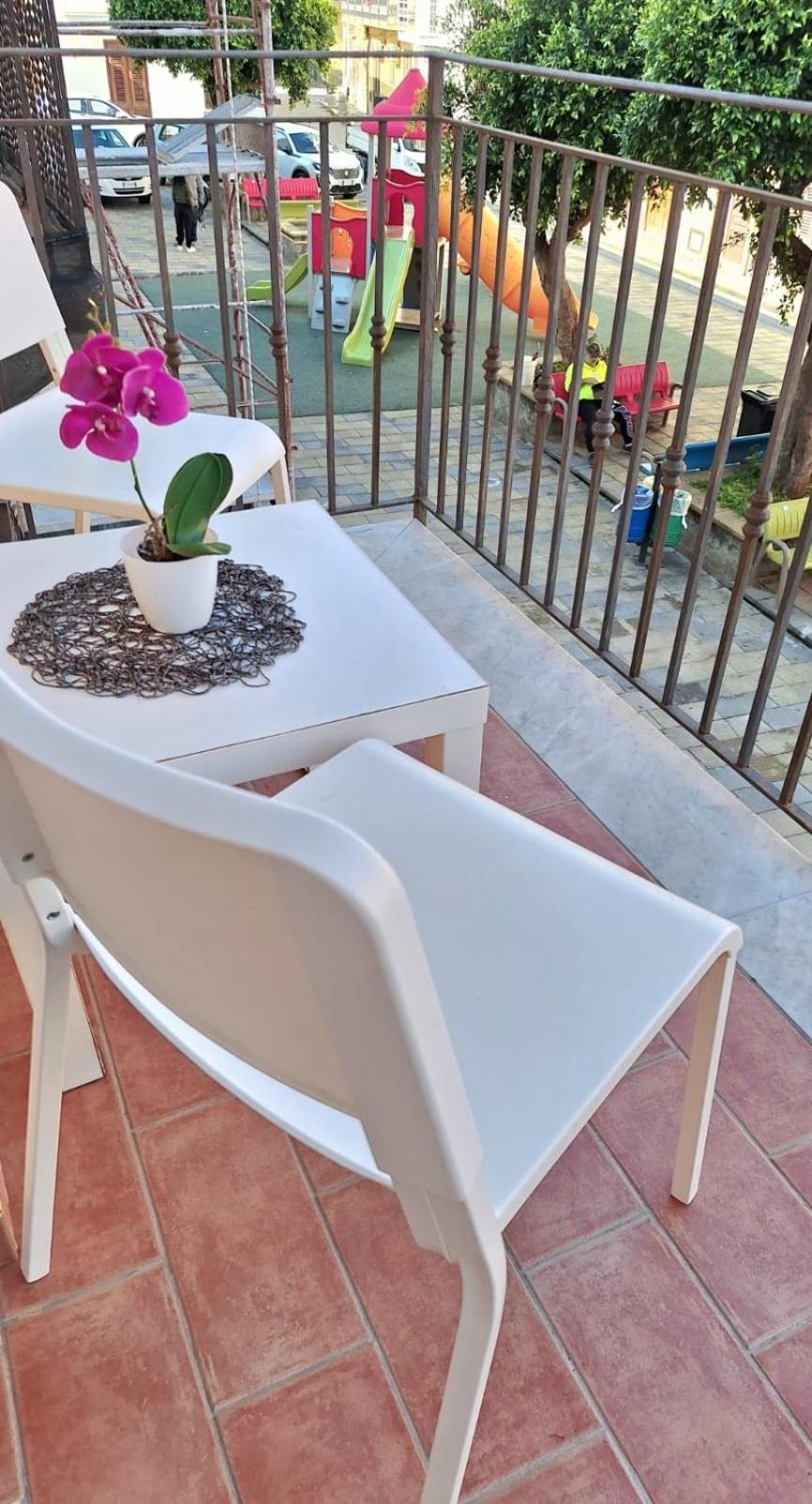 Casa XXI Aprile Apartment อิโซลา เดลเล เฟมมิเน ภายนอก รูปภาพ